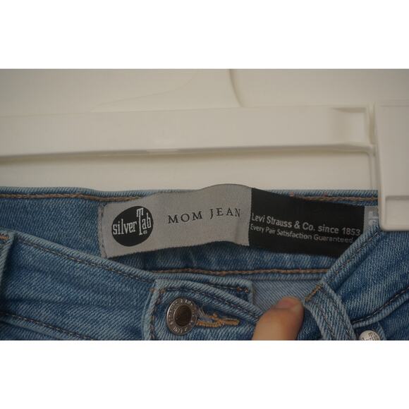 Levi's SilverTab Mom Jeans W29 L27 - Picture 3 of 7